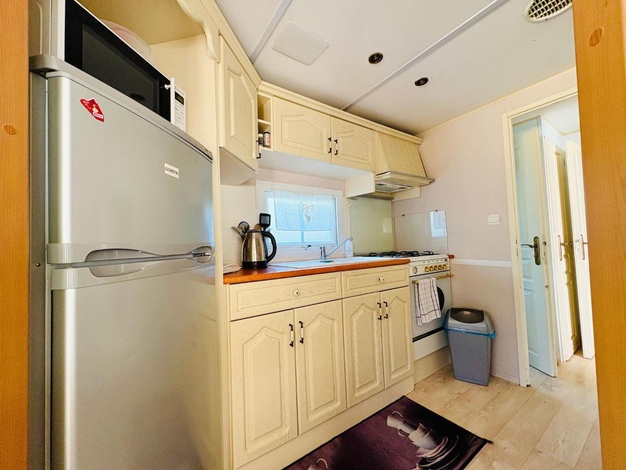 Mobil'Home Climatise Terrain Prive Proche Du Zoo De La Palmyre 레 마트 외부 사진